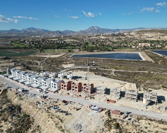 Image No.20-3 Bed Villa for sale