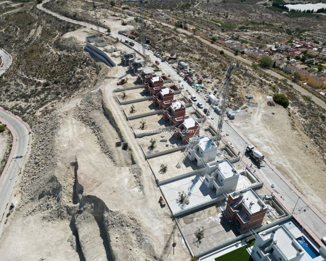 Image No.26-3 Bed Villa for sale