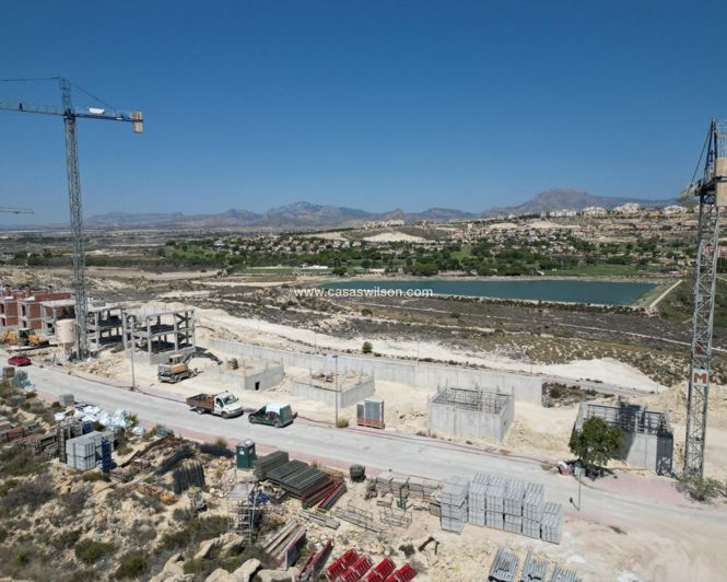 Image No.30-3 Bed Villa for sale