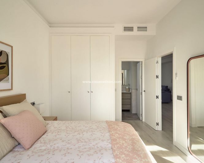 Image No.19-3 Bed Apartment for sale