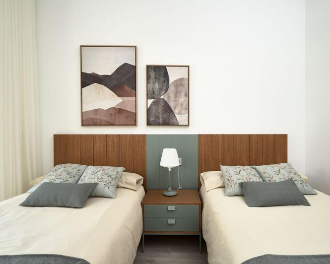 Image No.24-3 Bed Apartment for sale