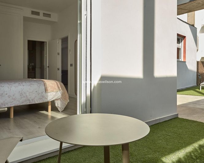 Image No.29-3 Bed Apartment for sale