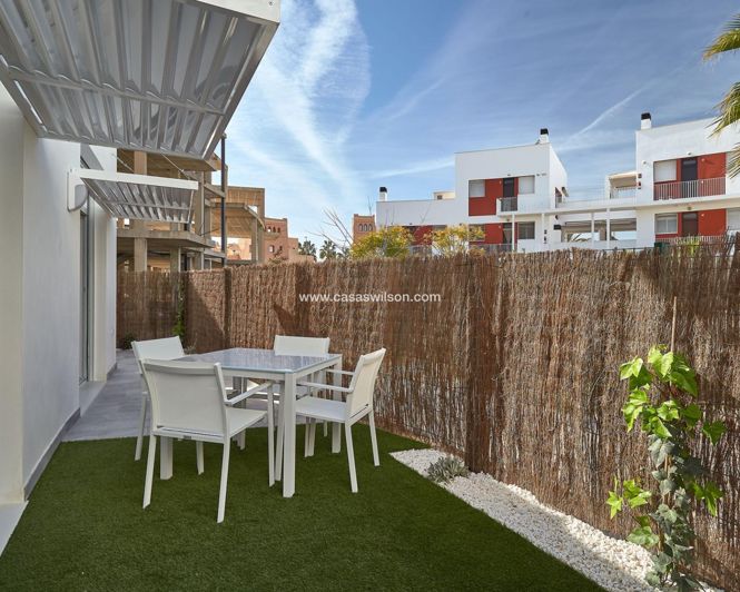 Image No.33-3 Bed Apartment for sale