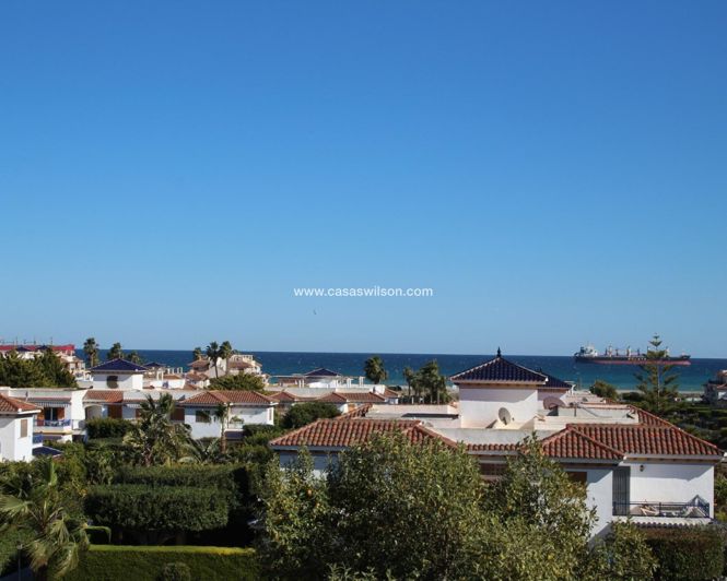 Image No.38-3 Bed Apartment for sale
