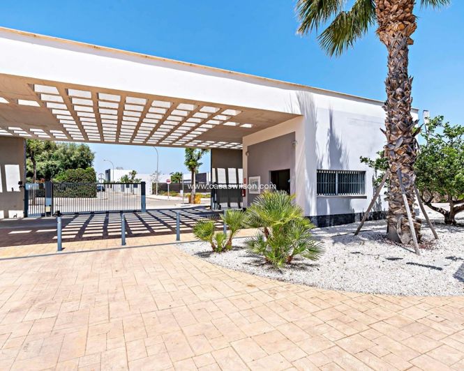 Image No.44-3 Bed Apartment for sale