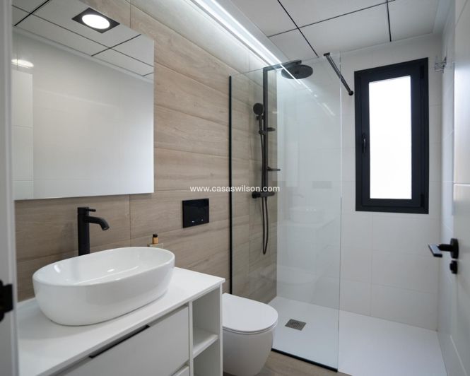 Image No.29-2 Bed Bungalow for sale