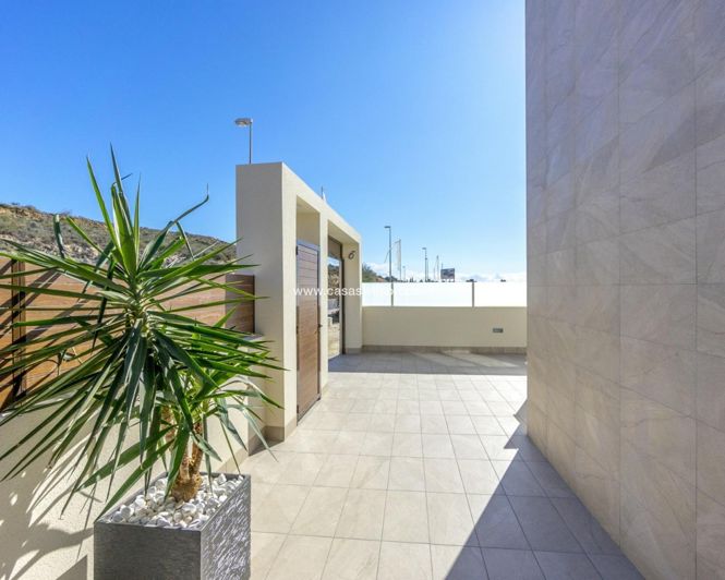 Image No.31-3 Bed Villa for sale