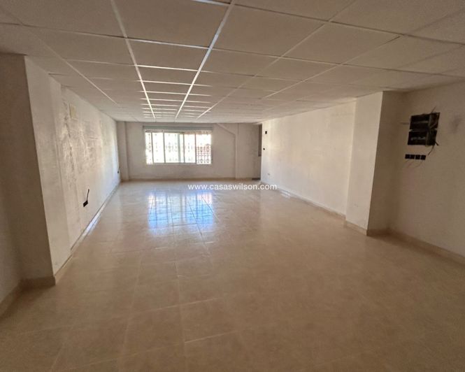 Image No.7-Propriété de 1 chambre à vendre à Jacarilla