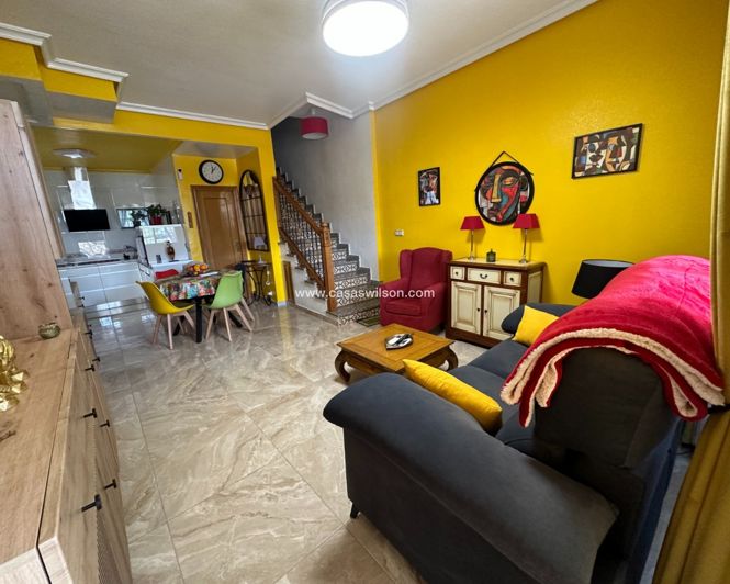 Image No.3-3 Bed Townhouse for sale