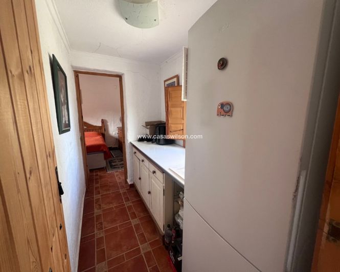 Image No.18-2 Bed Property for sale