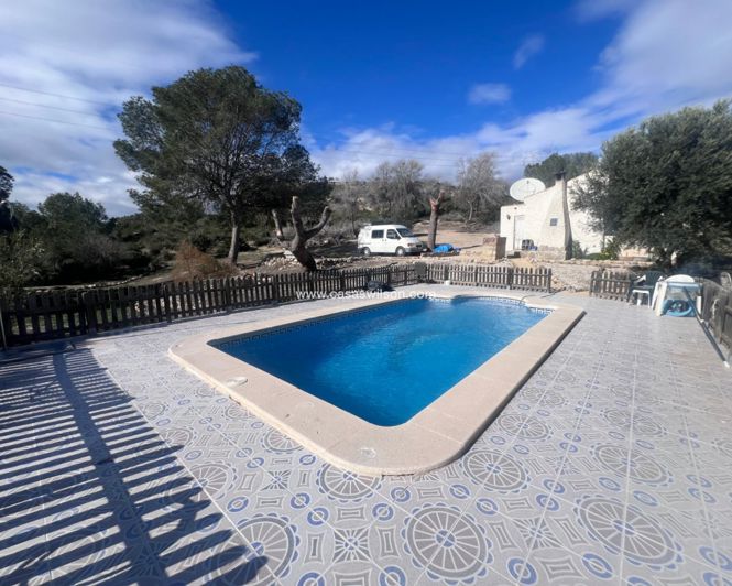 Image No.22-2 Bed Property for sale