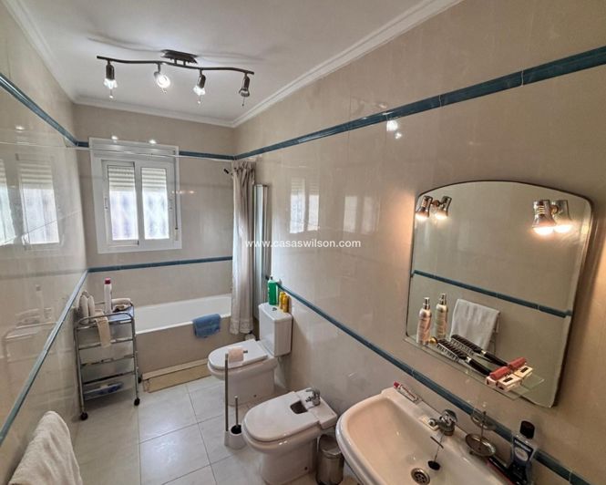 Image No.16-Villa de 5 chambres à vendre à Ciudad Quesada