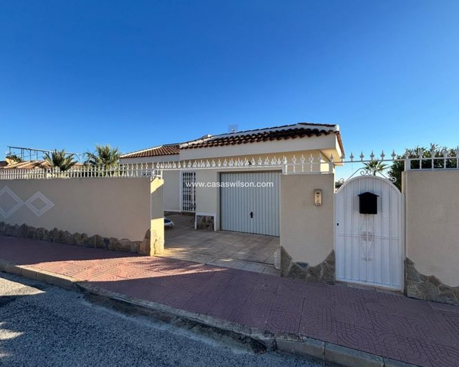 Image No.45-Villa de 5 chambres à vendre à Ciudad Quesada