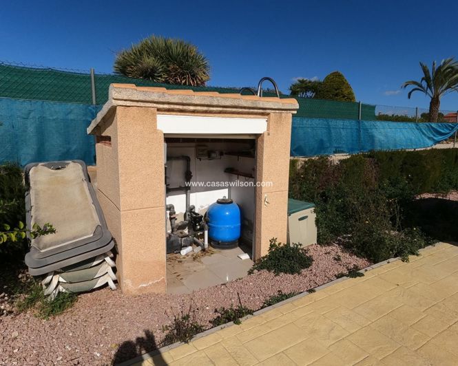 Image No.17-3 Bed Villa for sale