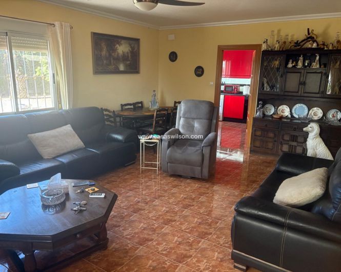 Image No.22-3 Bed Villa for sale