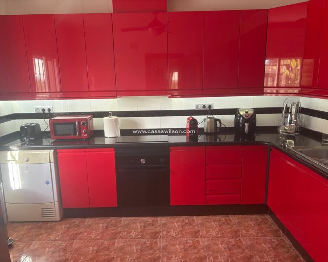 Image No.25-3 Bed Villa for sale