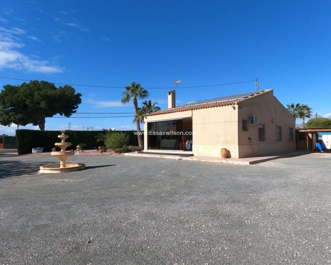 Image No.3-3 Bed Villa for sale