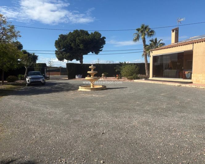 Image No.8-3 Bed Villa for sale