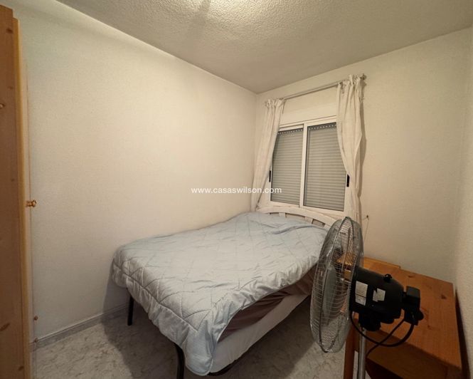 Image No.8-Appartement de 2 chambres à vendre à Torrevieja