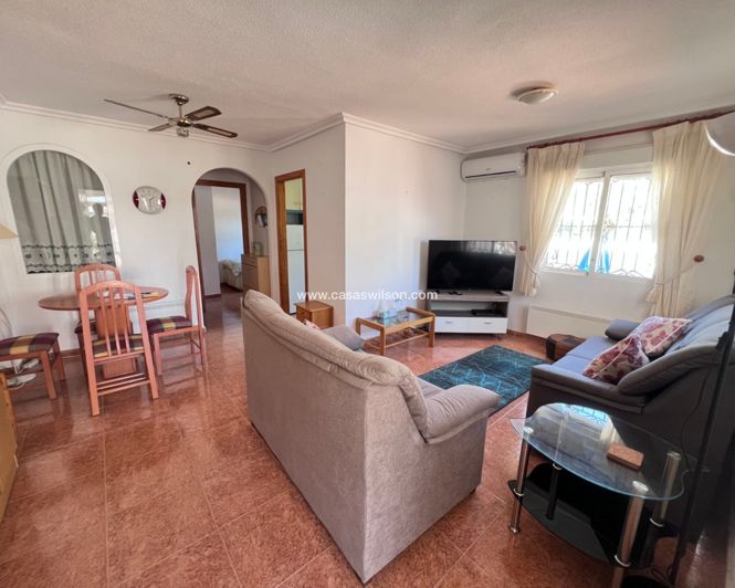 Image No.7-3 Bed House for sale