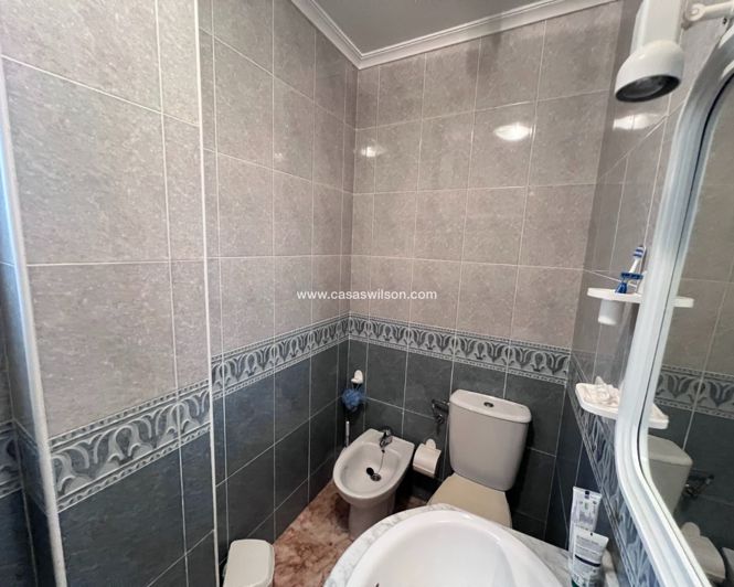 Image No.15-2 Bed Apartment for sale