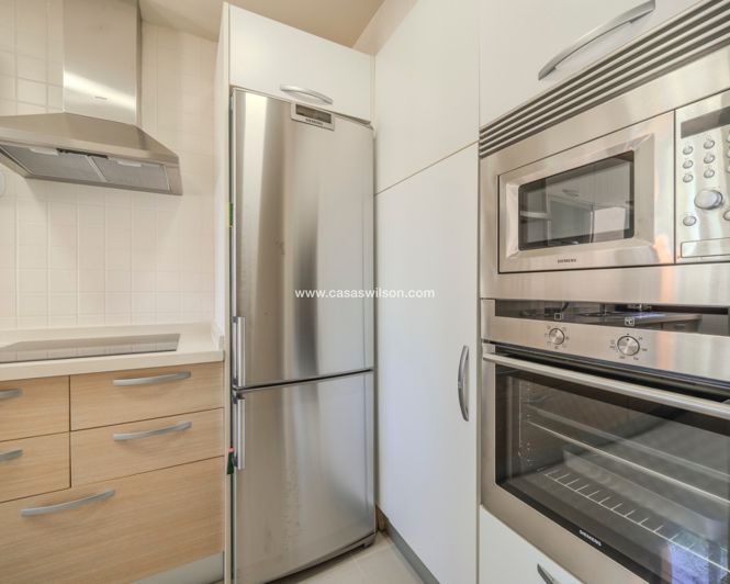 Image No.12-3 Bed Apartment for sale