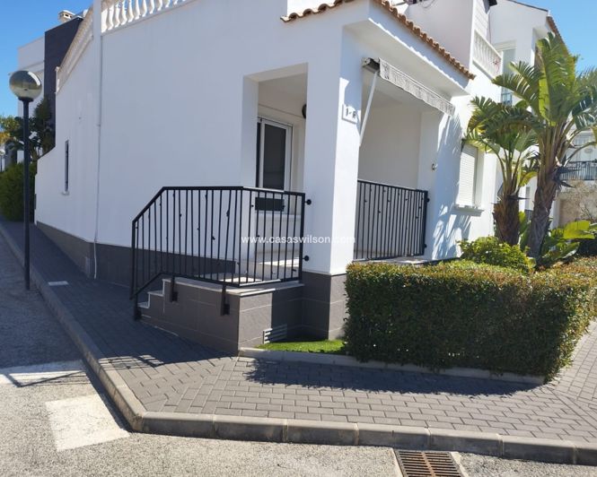 Image No.2-2 Bed Bungalow for sale