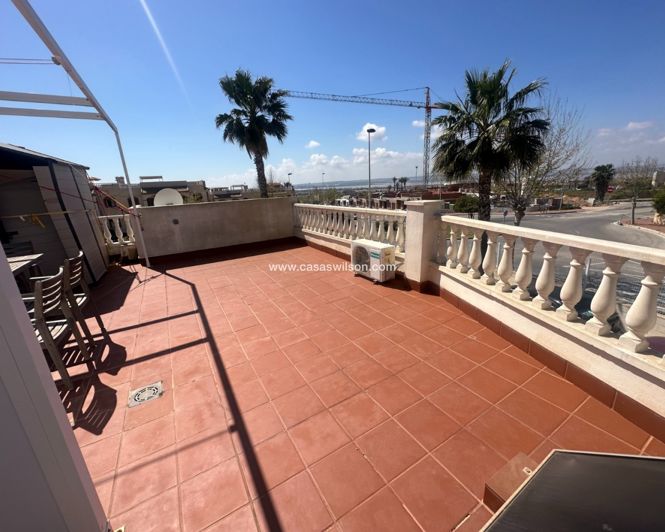 Image No.22-2 Bed Bungalow for sale