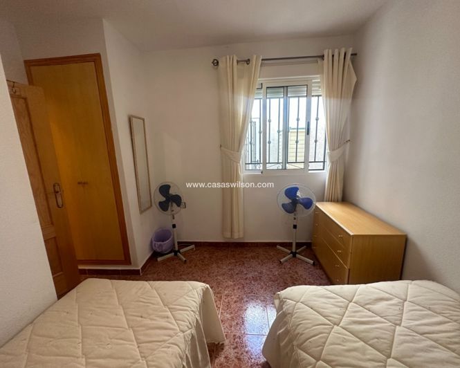 Image No.21-2 Bed Apartment for sale