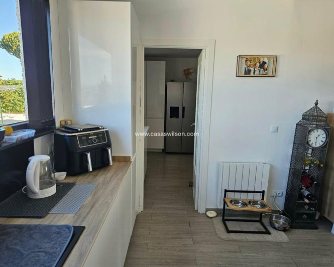 Image No.12-4 Bed Villa for sale