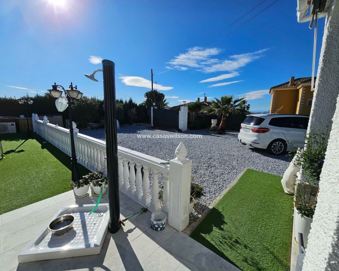 Image No.19-4 Bed Villa for sale