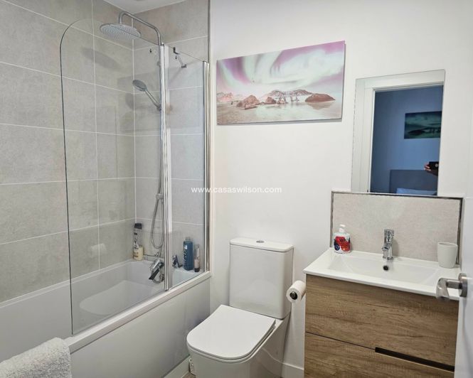 Image No.29-4 Bed Villa for sale