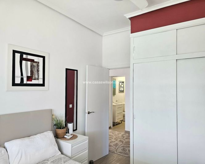 Image No.34-4 Bed Villa for sale