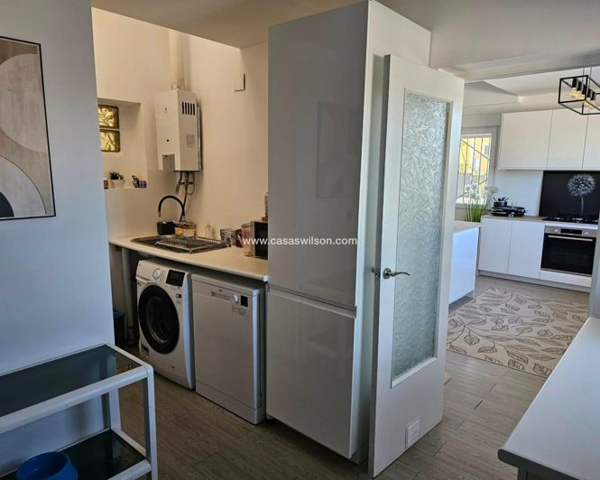 Image No.35-4 Bed Villa for sale