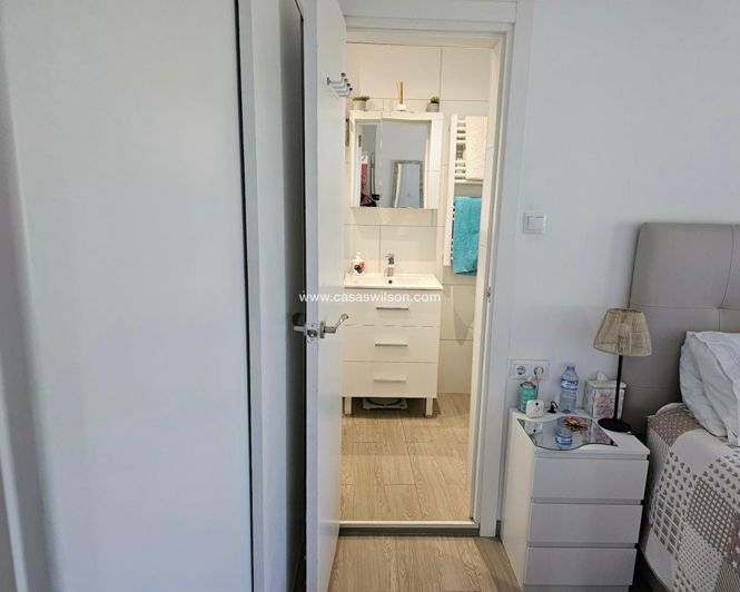 Image No.44-4 Bed Villa for sale