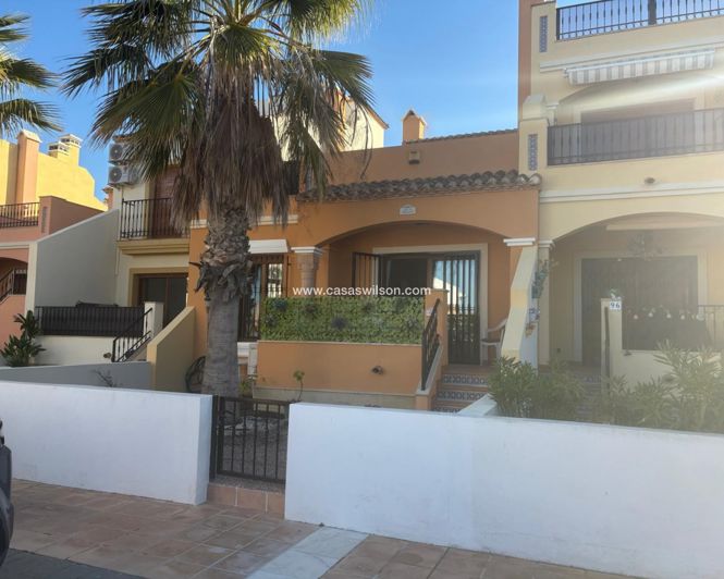 Image No.2-3 Bed Townhouse for sale