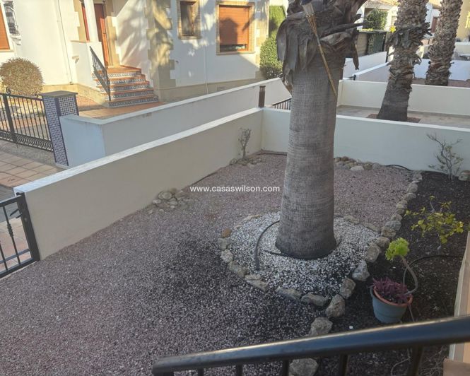 Image No.24-3 Bed Townhouse for sale