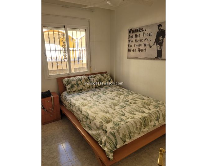 Image No.14-2 Bed Townhouse for sale