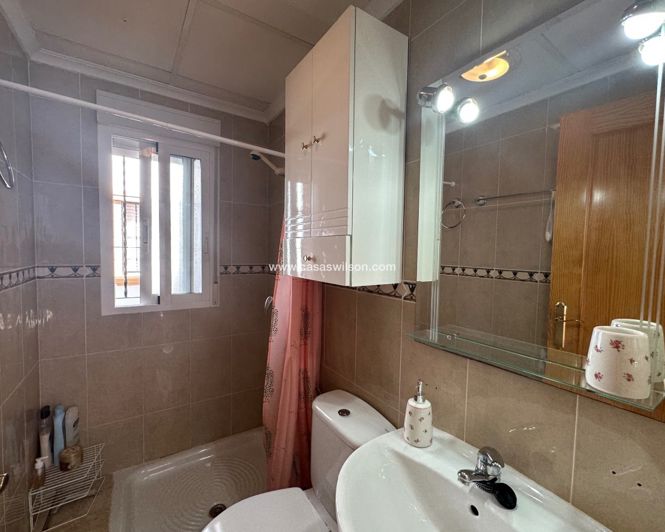 Image No.14-Villa de 3 chambres à vendre à Guardamar del Segura