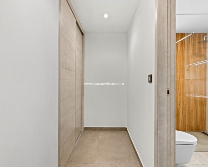 Image No.13-3 Bed Villa for sale