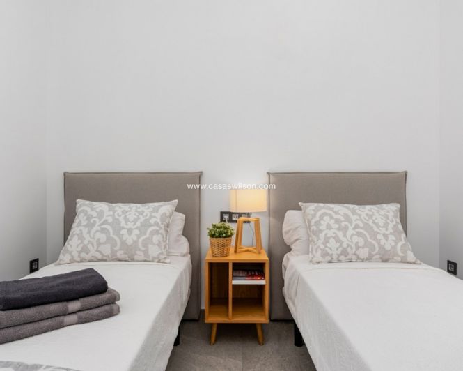 Image No.21-3 Bed Villa for sale