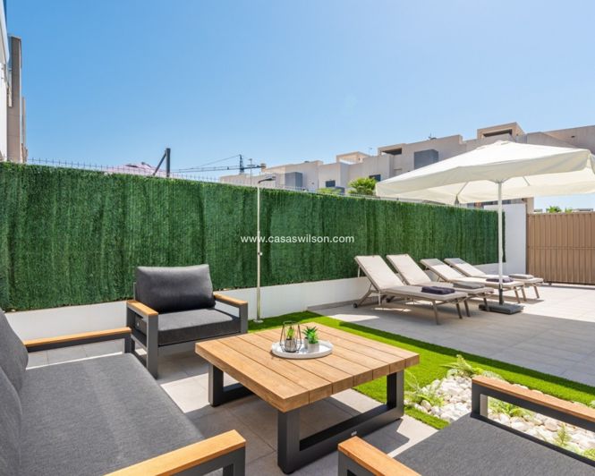 Image No.27-3 Bed Villa for sale