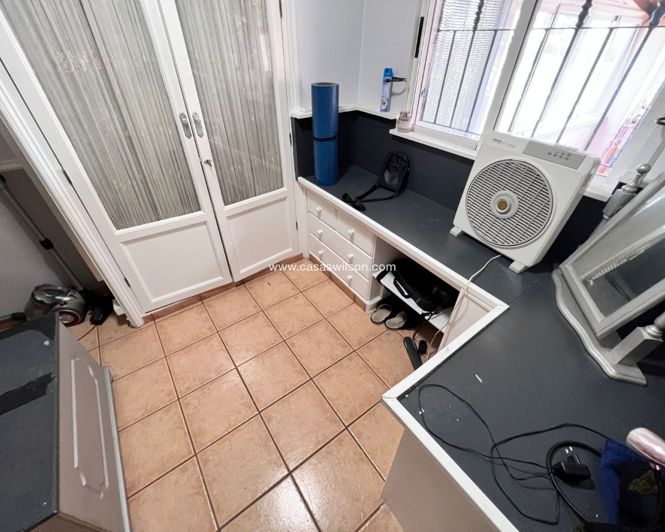 Image No.13-2 Bed Property for sale