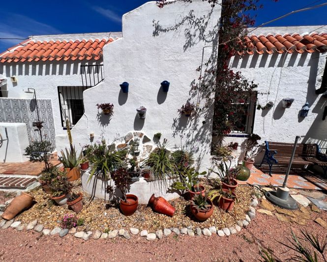 Image No.20-2 Bed Property for sale