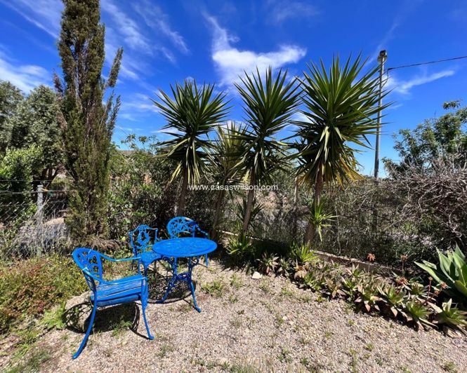 Image No.27-2 Bed Property for sale