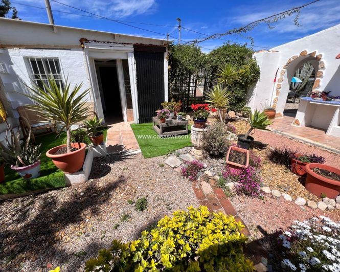 Image No.37-2 Bed Property for sale