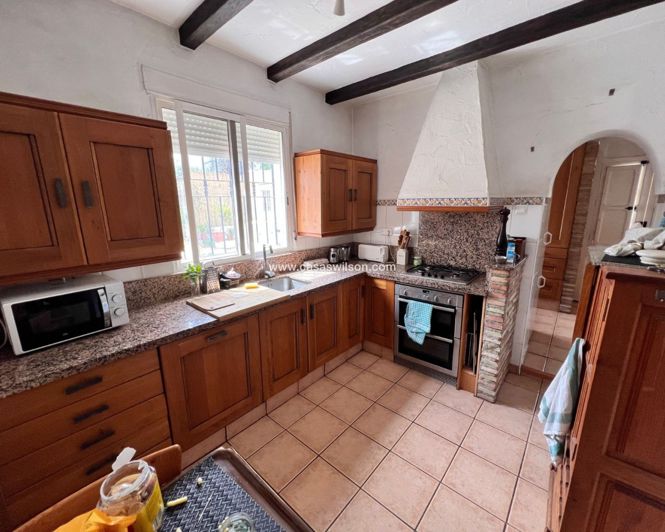 Image No.9-2 Bed Property for sale