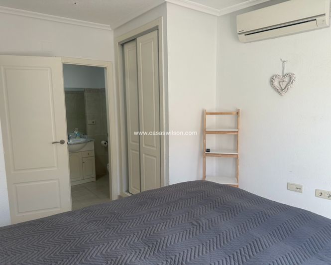 Image No.21-2 Bed Apartment for sale