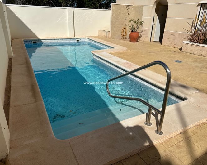 Image No.22-2 Bed Apartment for sale