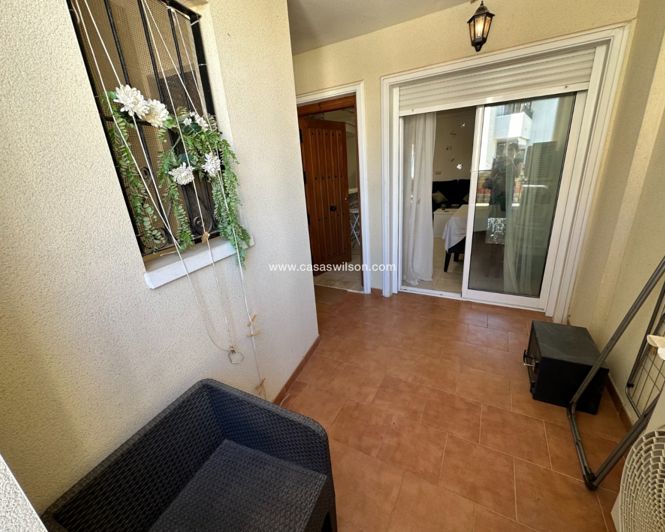 Image No.5-2 Bed Apartment for sale